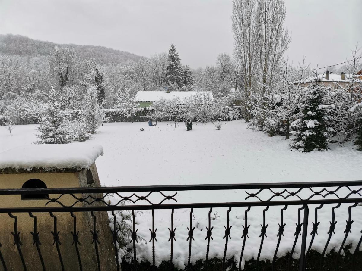 Au Pays D'Olmes Appartement Lavelanet Buitenkant foto