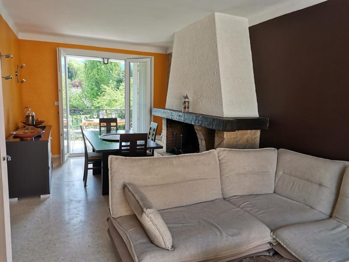 Au Pays D'Olmes Appartement Lavelanet Buitenkant foto