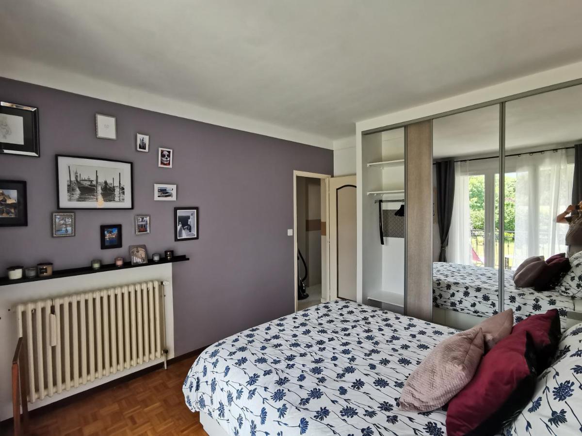 Au Pays D'Olmes Appartement Lavelanet Buitenkant foto